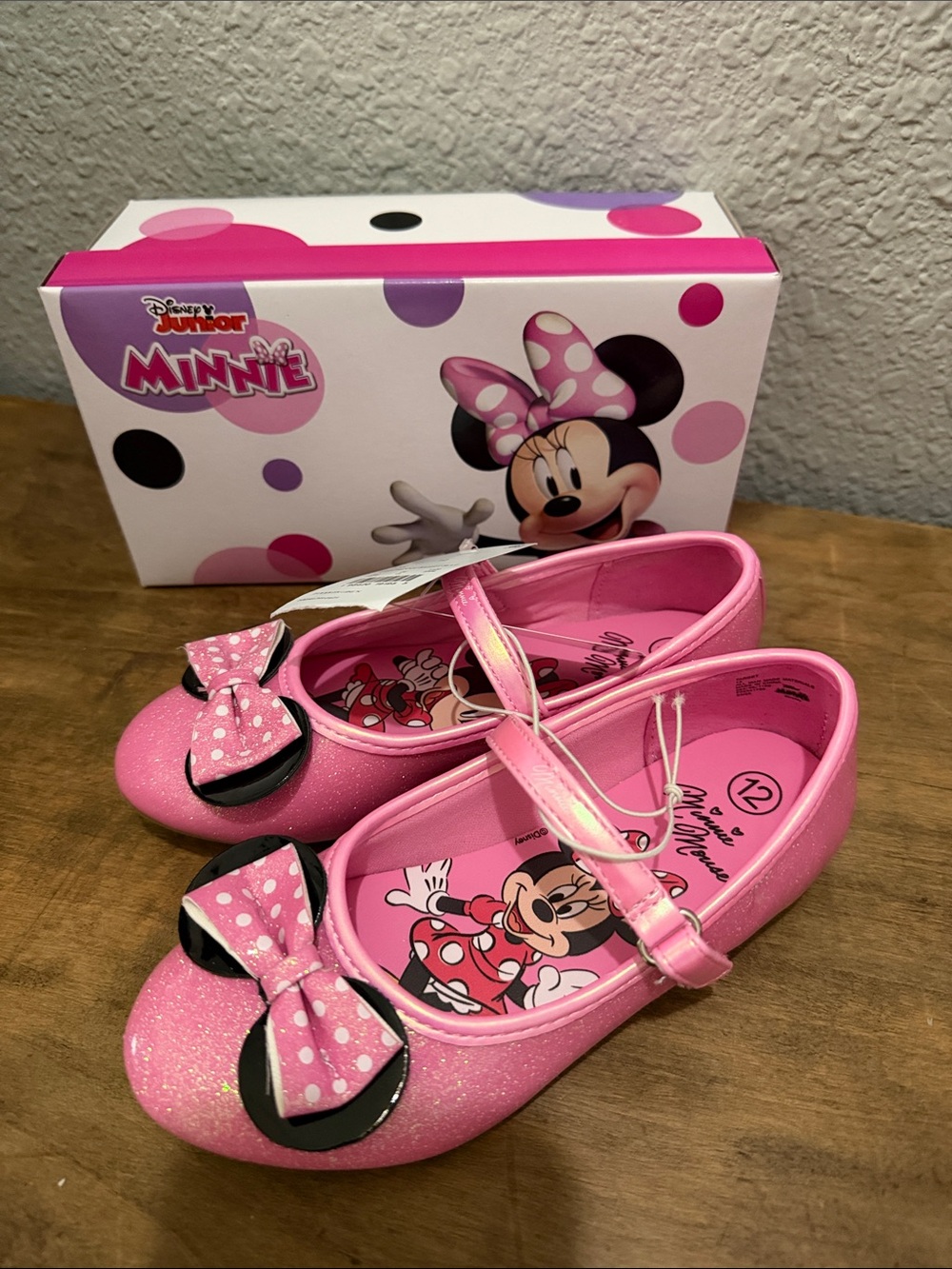 Disney Minnie Mouse Sparkle Pink Bow Mary Janes size 12